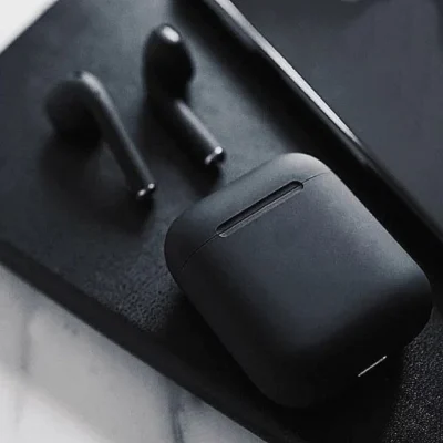 I12 TWS Ear Pods Black Edition Compatible With IOS & Android - Image 3