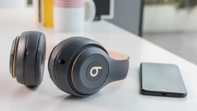 Beats Studio 3 Bluetooth Headphone - Black - Image 6
